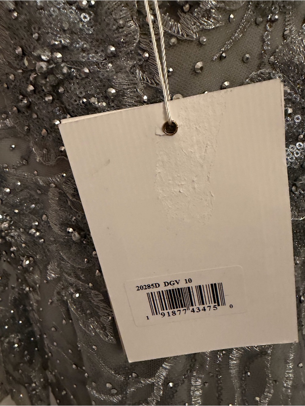 Mac Duggal 20285 Scoop Neck
Beaded Lace Dress Evening Gown, Formal Dress size 10 - Picture 11 of 15